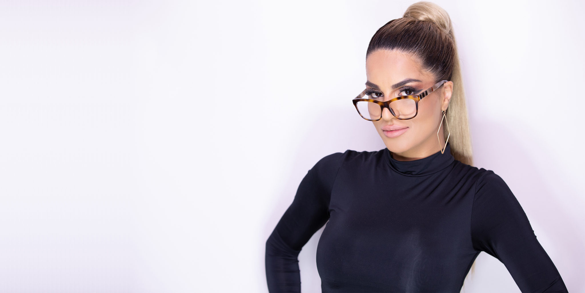 Mobile Hair & Makeup Artist MUA | Parisa Xo Mobile Hair & Makeup Artist MUA | Parisa Xo